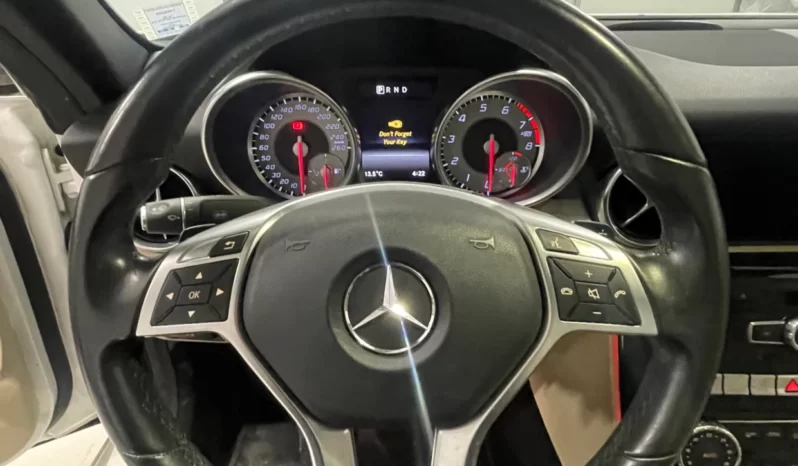 
								2016 Mercedes-Benz CLA CLA 250  70,500 km $37,500 full									