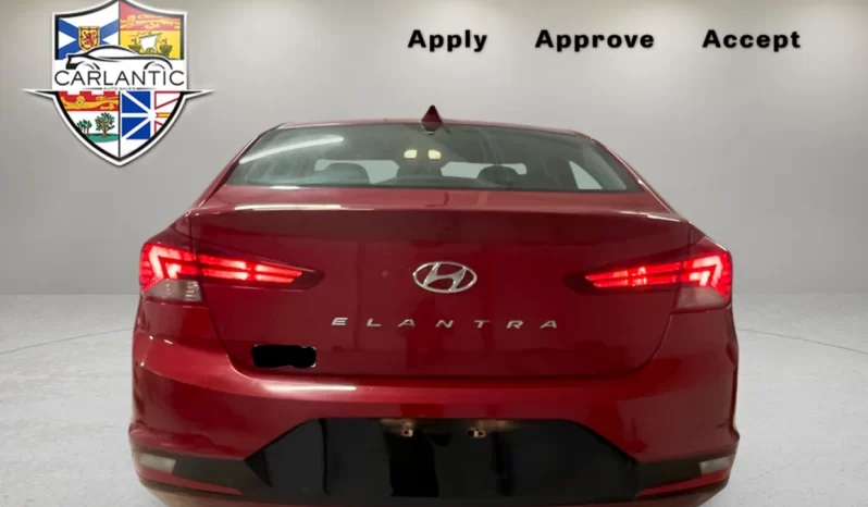 
								2020 Hyundai Elantra Preferred  48,000 km $23,999 full									