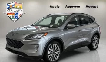 
									2021 Ford Escape Titanium  82,000 km $26,998 full								