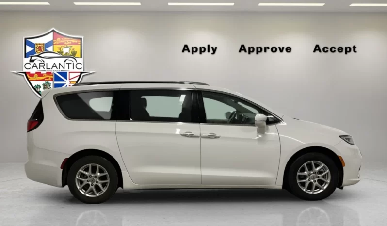 
								2021 Chrysler Pacifica Touring-L  86,666 km $36,999 full									