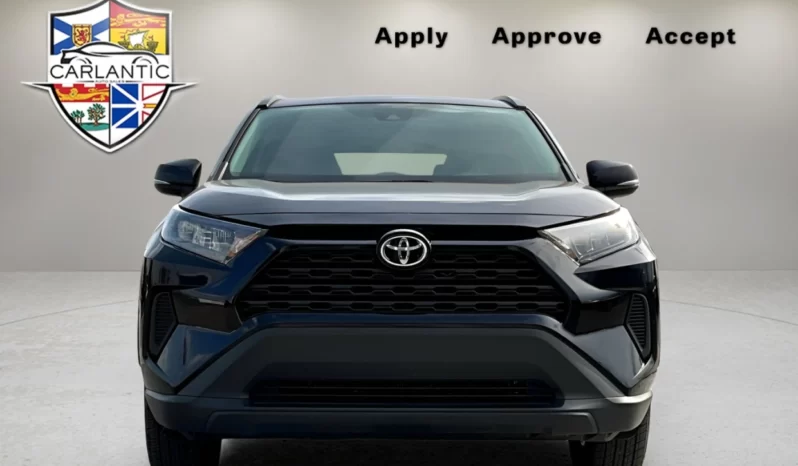 
								2022 Toyota RAV4 XLE  66,000 km $34,999 full									