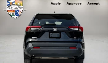 
									2022 Toyota RAV4 XLE  66,000 km $34,999 full								