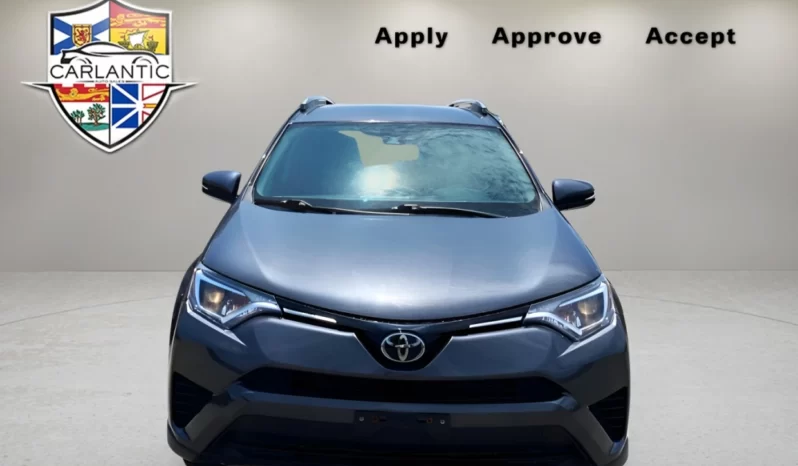 
								2018 Toyota RAV4 LE  120,000 km $21,998 full									