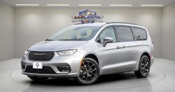 2021 Chrysler Pacifica Touring