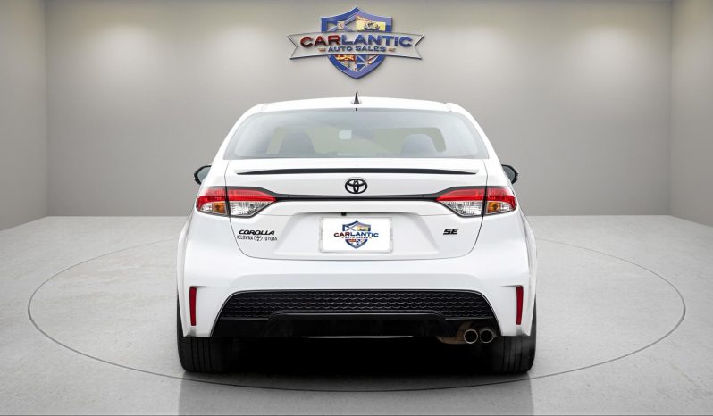 
								2021 Toyota Corolla LE full									