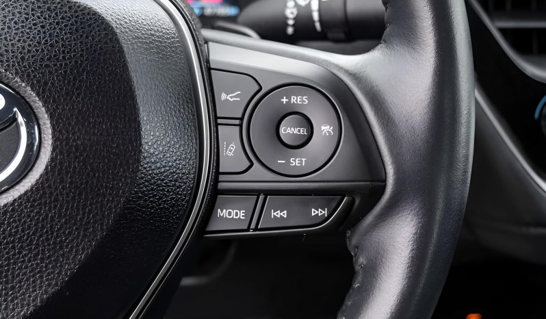 
								2021 Toyota Corolla LE full									