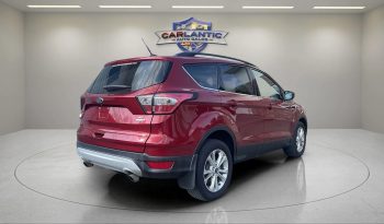 
									2018 Ford Escape SE full								