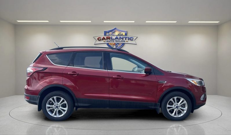 
								2018 Ford Escape SE full									