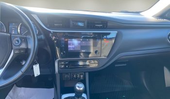 
									2018 Toyota Corolla SE full								