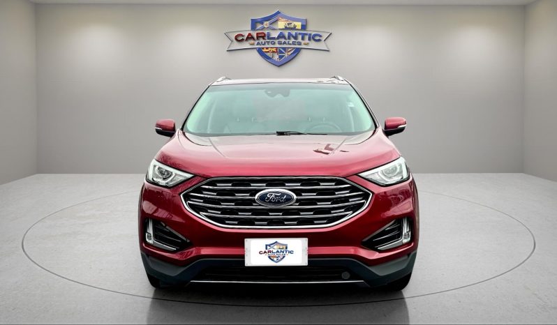 
								2019 Ford Edge Titanium full									