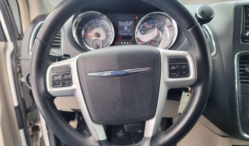 
									2014 Chrysler Town & Country Touring full								