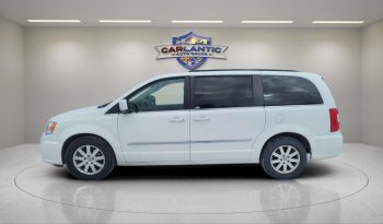 
									2014 Chrysler Town & Country Touring full								