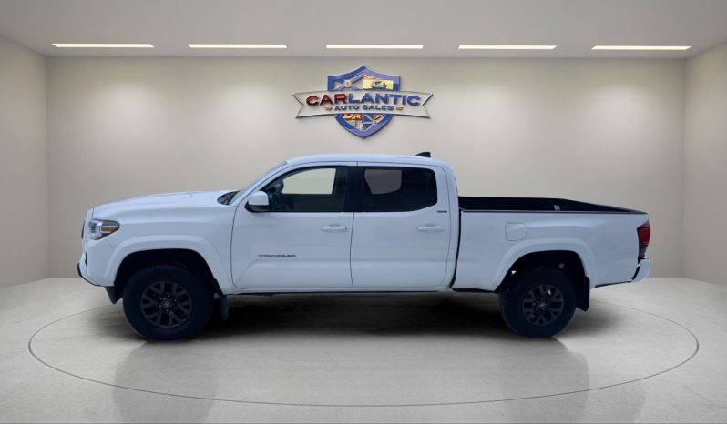 
								2022 Toyota Tacoma SR5 3.5L V6 full									