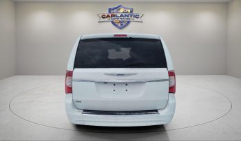 
									2014 Chrysler Town & Country Touring full								