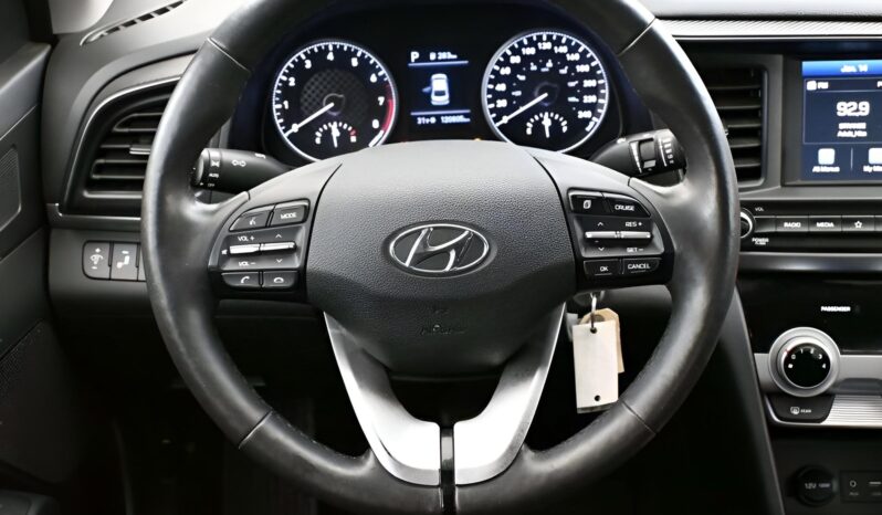 
								2020 Hyundai Elantra Preferred full									