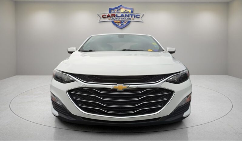 
								2022 Chevrolet Malibu LT full									