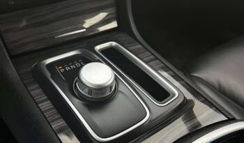 
									2022 Chrysler 300 Touring L full								