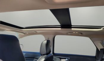 
									2022 Ford Edge Titanium full								