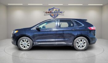 
									2022 Ford Edge Titanium full								