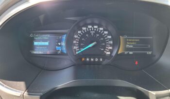 
									2022 Ford Edge Titanium full								