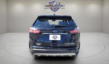 
									2022 Ford Edge Titanium full								