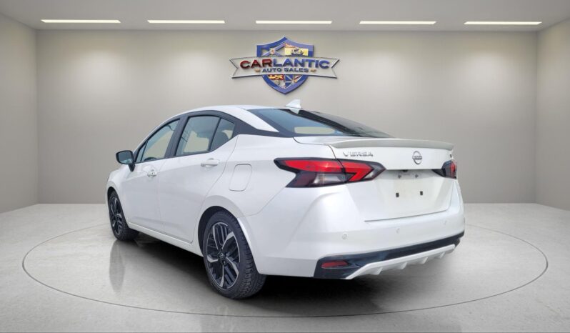 
								2024 Nissan Versa SR full									