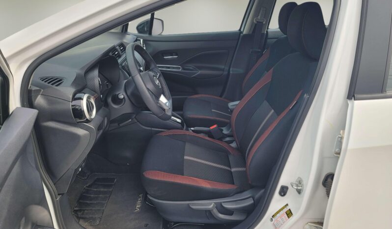 
								2024 Nissan Versa SR full									