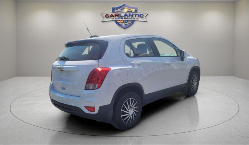 
								2017 Chevrolet Trax LS FWD full									