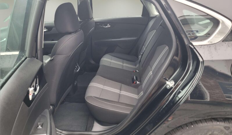 
								2023 Kia Forte LXS full									