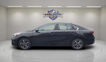 
									2023 Kia Forte LXS full								