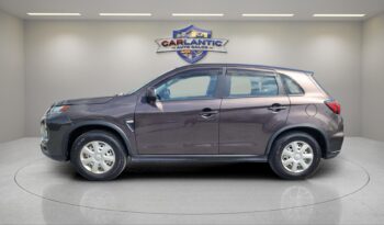 
									2021 Mitsubishi RVR SE 4WD full								