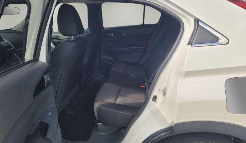 
								2019 Mitsubishi Eclipse Cross LE AWD full									