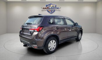 
									2021 Mitsubishi RVR SE 4WD full								