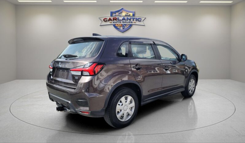 
								2021 Mitsubishi RVR SE 4WD full									