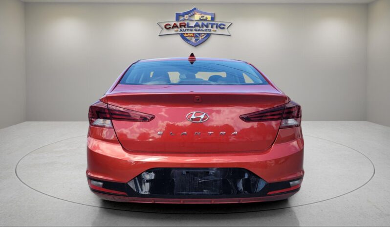 
								2020 Hyundai Elantra Limited full									