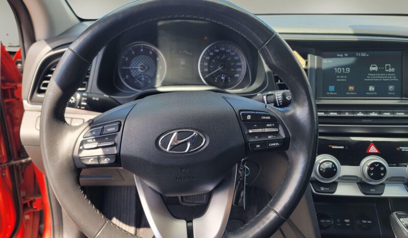 
								2020 Hyundai Elantra Limited full									