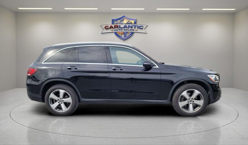
								2022 Mercedes-Benz GLC-Class GLC300 4MATIC full									