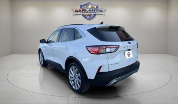 
									2021 Ford Escape Titanium Hybrid full								