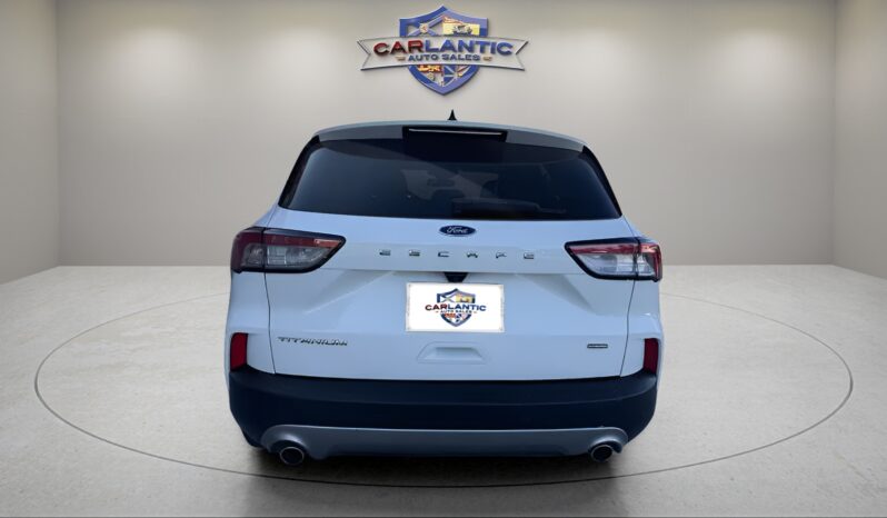 
								2021 Ford Escape Titanium Hybrid full									