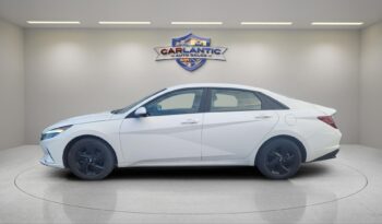 
2023 Hyundai Elantra Preferred full								