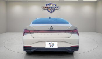 
2023 Hyundai Elantra Preferred full								