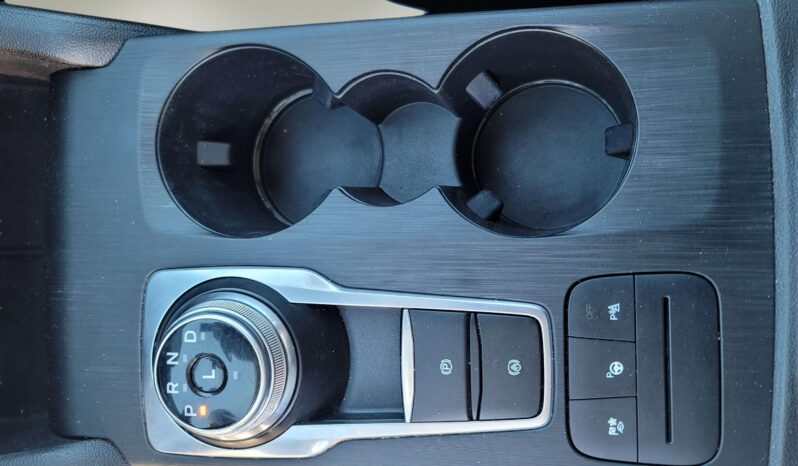 
2021 Ford Escape Hybrid Titanium full									