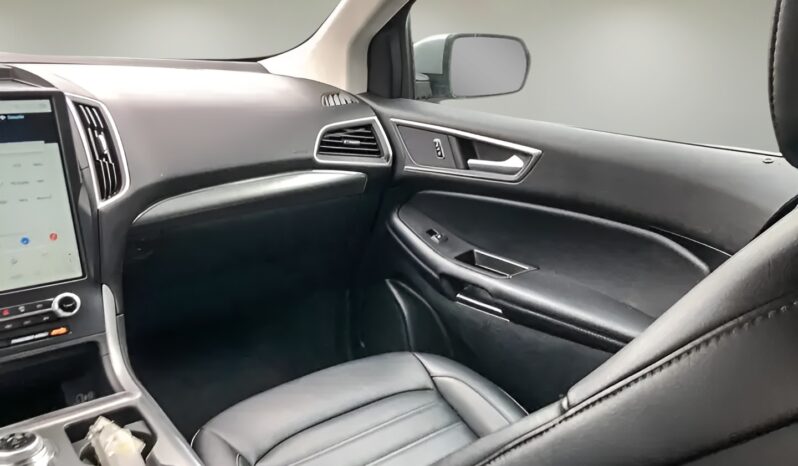 
2022 Ford Edge SEL full									