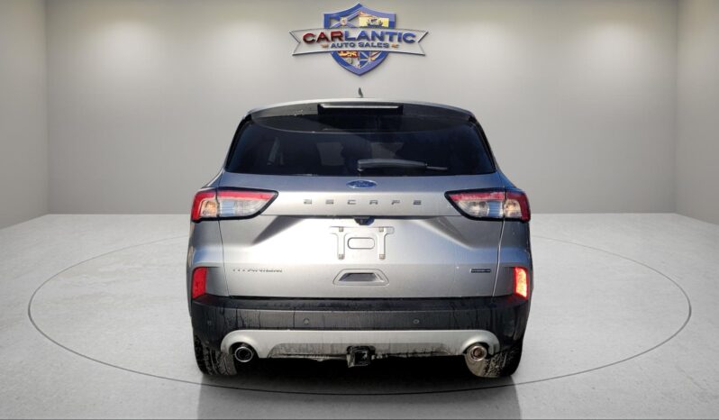 
2021 Ford Escape Hybrid Titanium full									