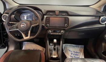 2023 Nissan Versa SR full