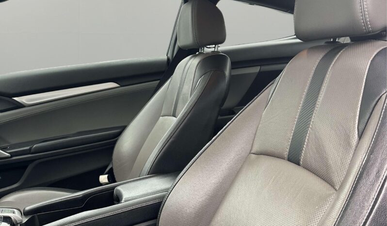 
								2017 Honda Civic Coupe Touring full									