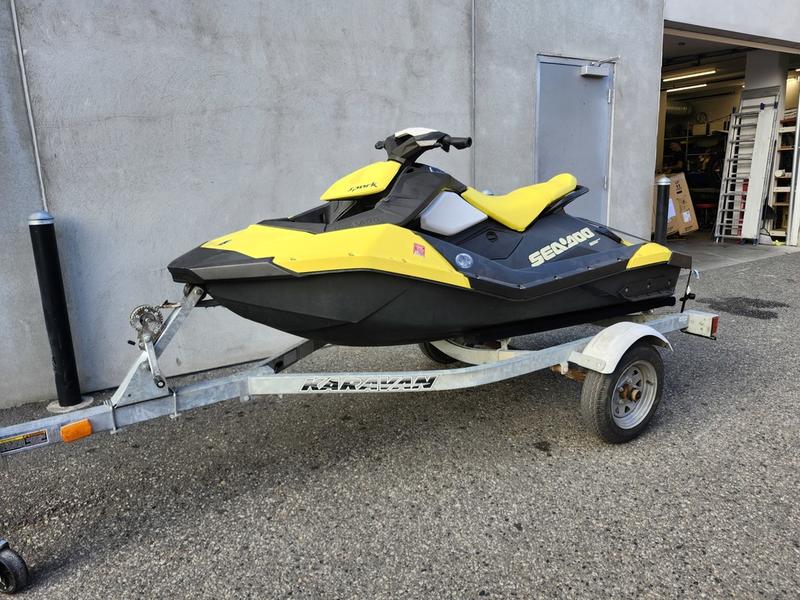 2017 Sea-Doo SPARK™ 2-up Rotax