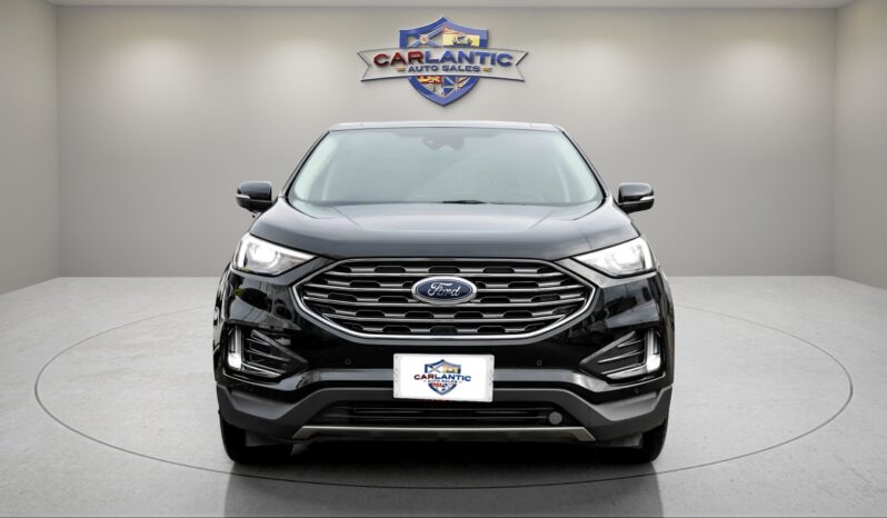 
								2024 Ford Edge Titanium full									