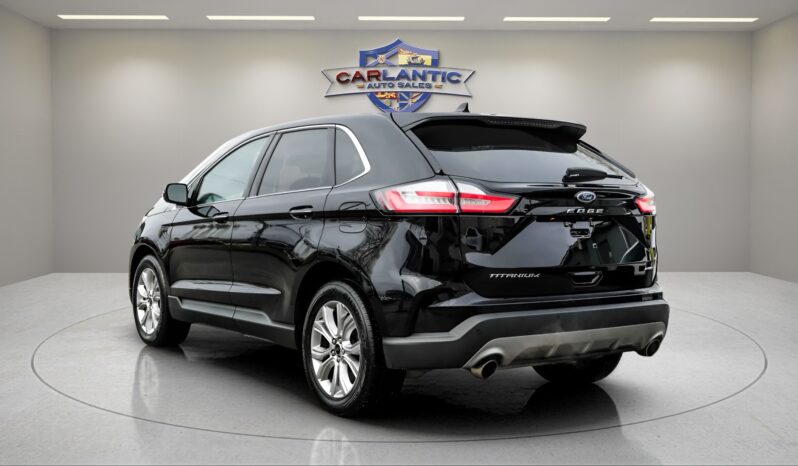 
								2024 Ford Edge Titanium full									