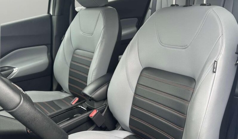 
								2024 Nissan Kicks SR full									